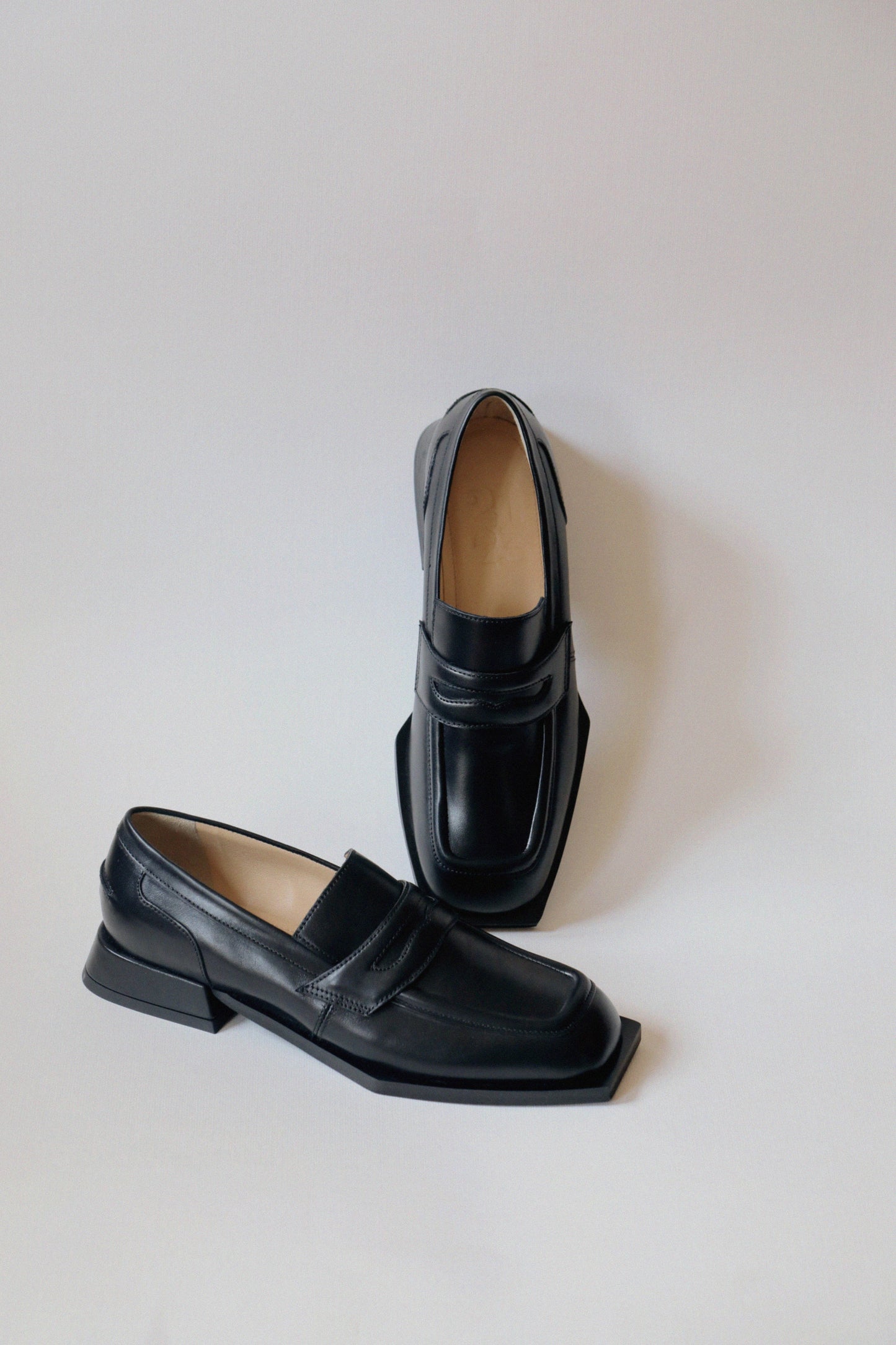 MINA COLLEGE BLACK