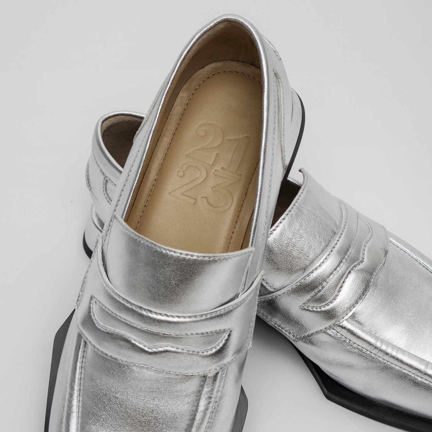 MINA COLLEGE SILVER