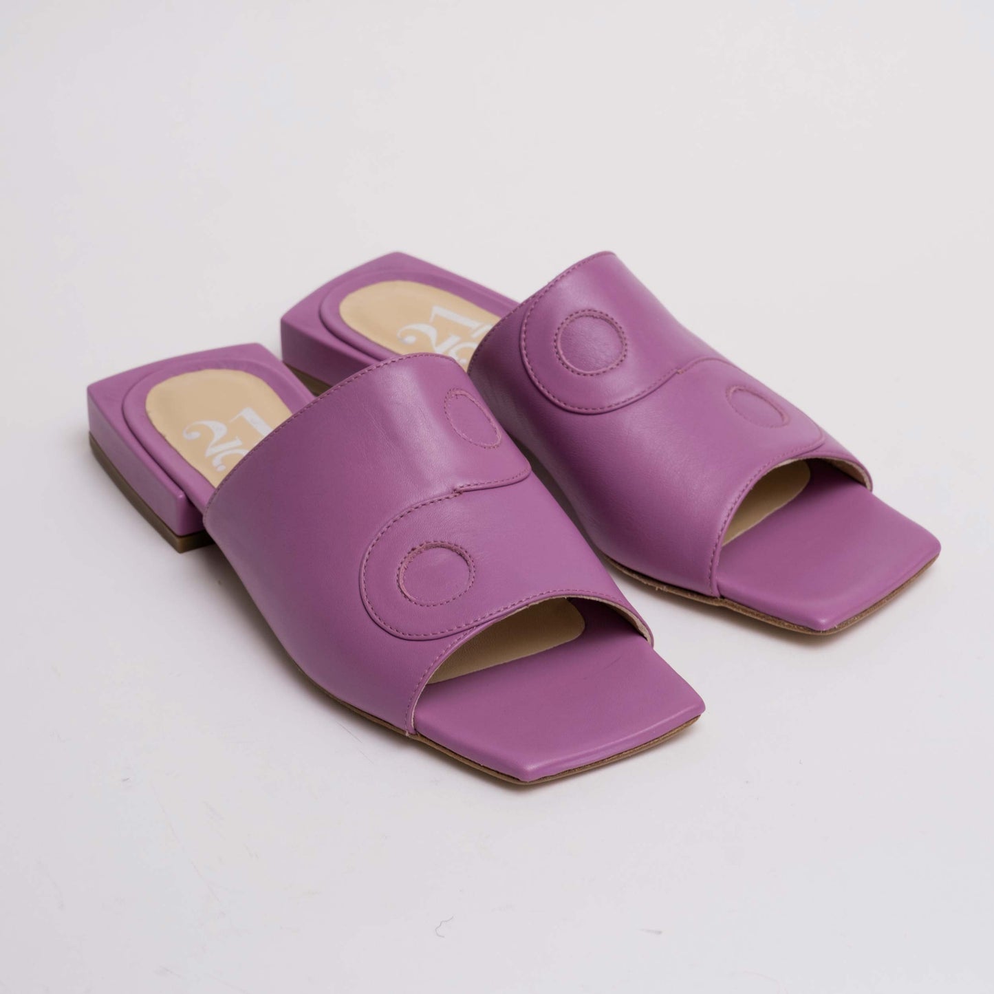 WINNIE LILIUM SLIDE