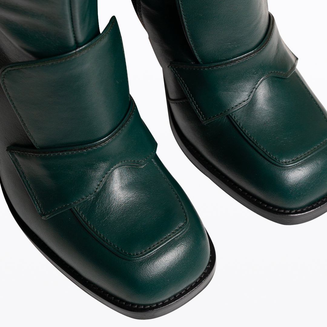 21.23 DONATELLA BOOTS