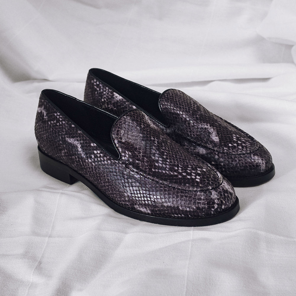 SNAKESKIN