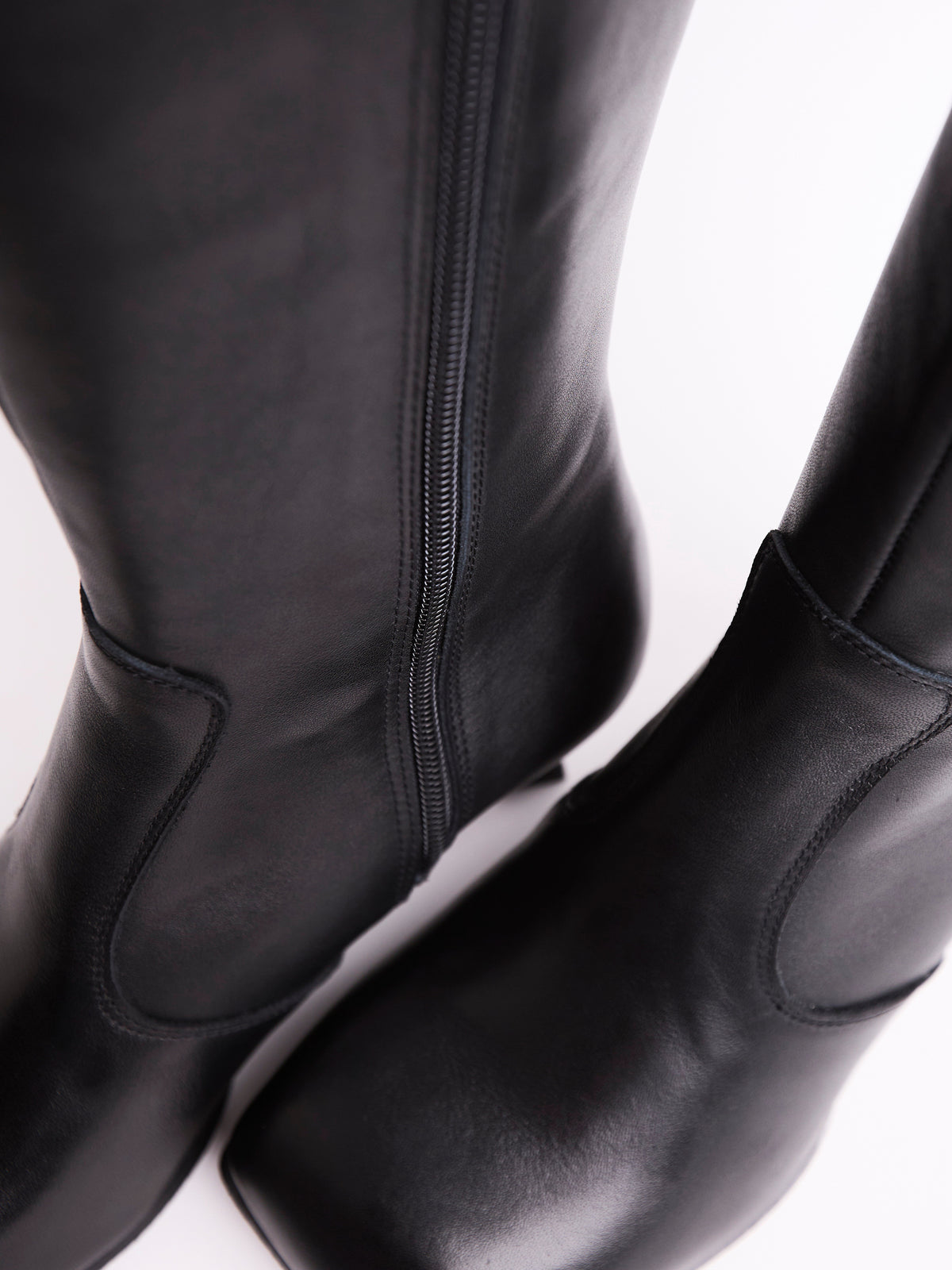 JUDE — Black Boots
